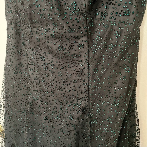 Marchesa Notte Ombré Glitter Tulle Off Shoulder Gown - Picture 8 of 11